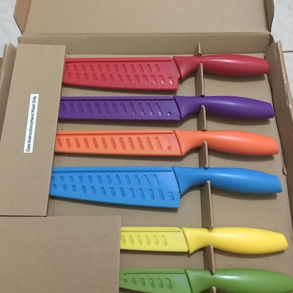 Kitchen 12-Piece Knife Set, 6 Knives with 6 Blade Guards - Picture 8 of 10